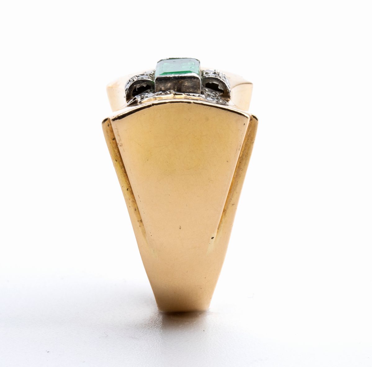 Anello in Oro Giallo con Smeraldo e Diamanti - Anni '40