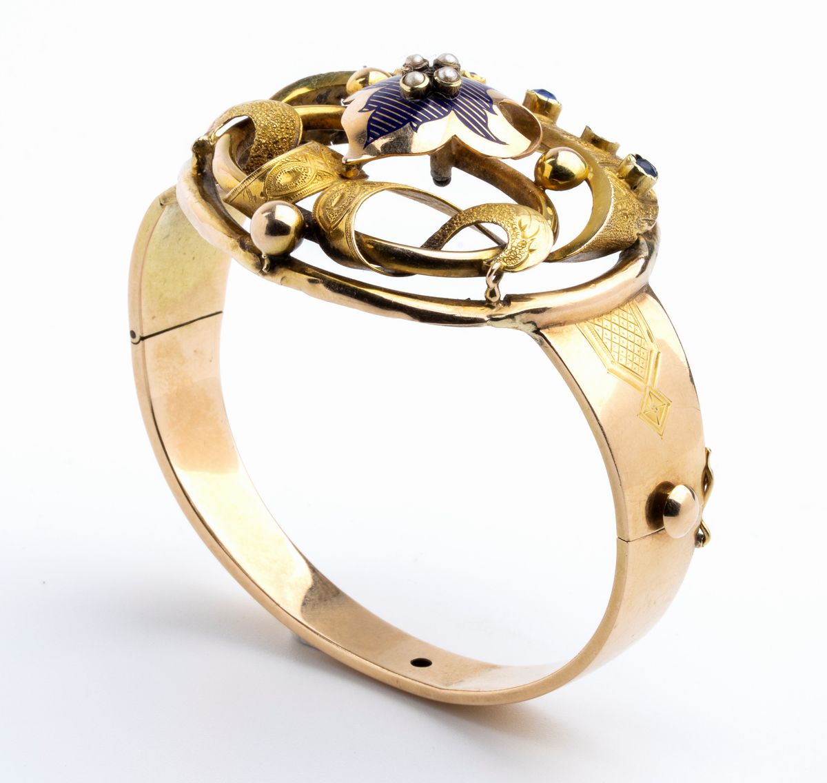 Bracciale in Oro, Smalti, Paste Vitree e Perle - Seconda Meta' del XIX Secolo.