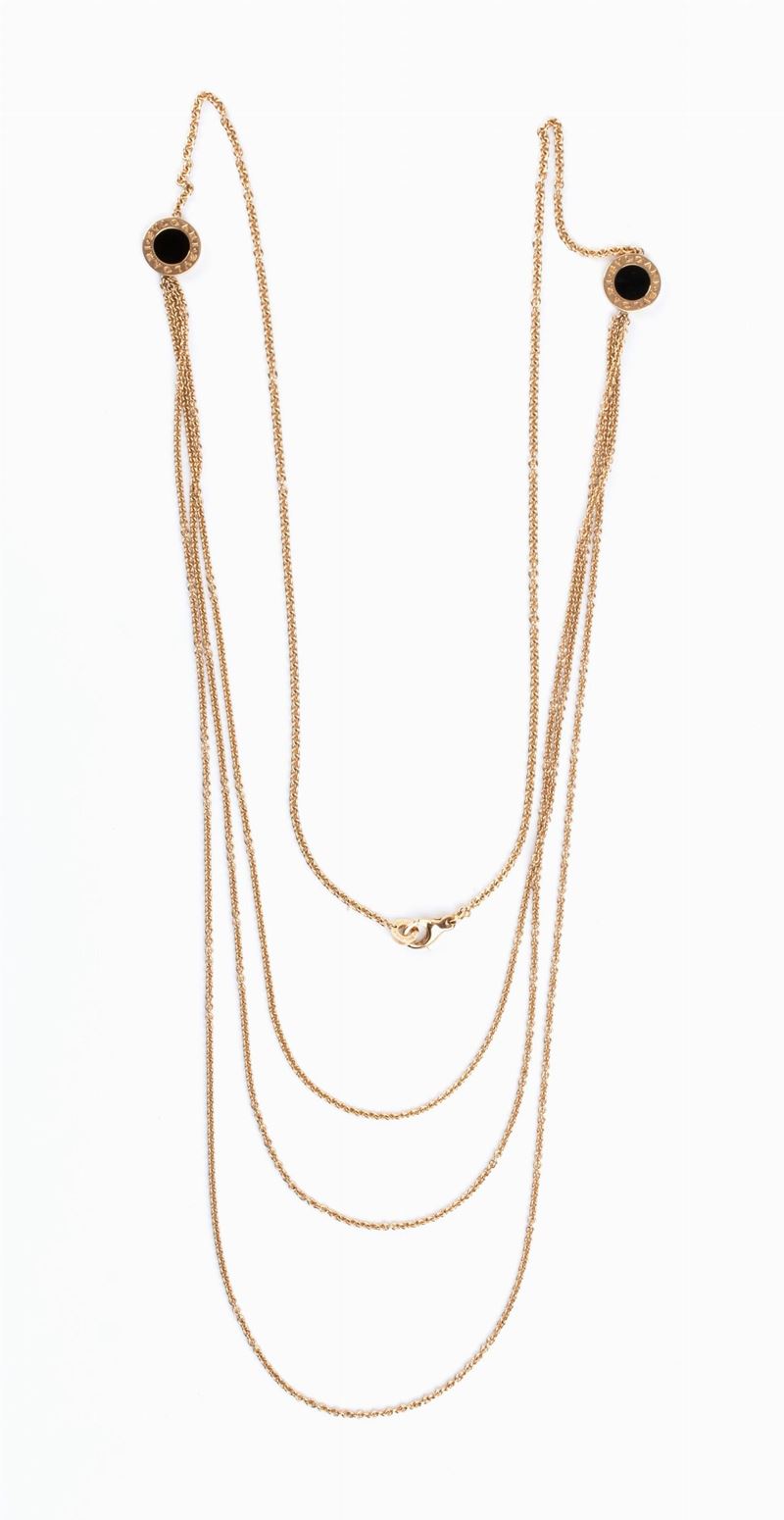 BULGARI, collezione Bvlgari Bvlgari: collana in oro con onice e madreperla