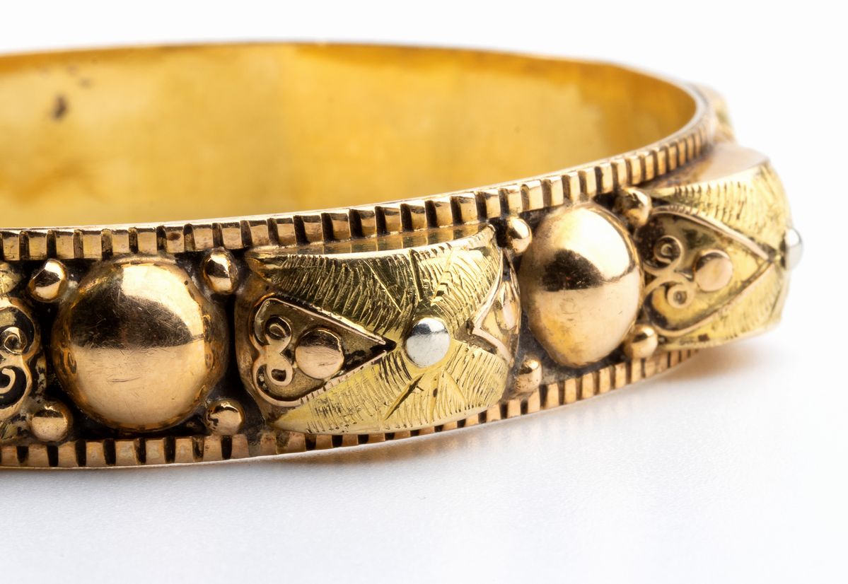 Bracciale a Cerchio Rigido in Tre Colori D'oro - Fine XIX Secolo
