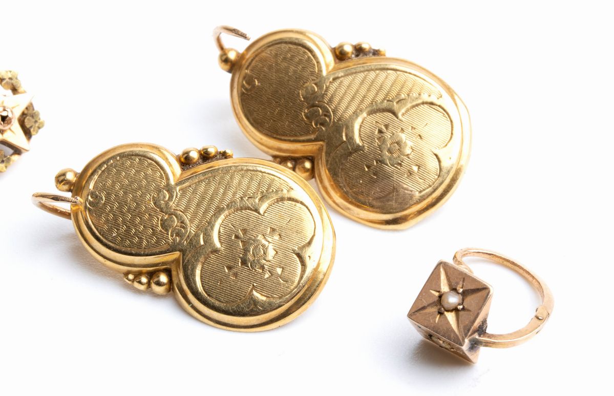 Lotto di 6 Paia di Orecchini in Oro