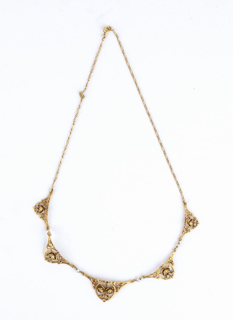 Girocollo Liberty in Oro con Perline e Motivi Floreali - Fine XIX Secolo