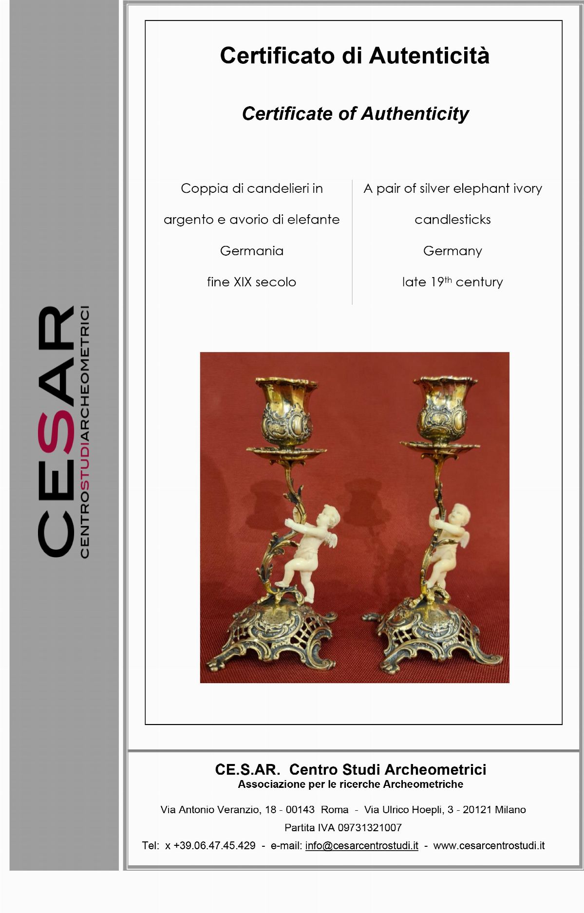 Coppia di Candelieri in Argento e Avorio