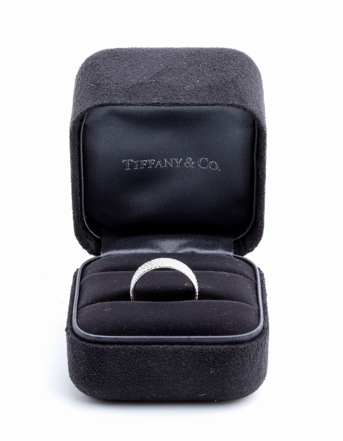 TIFFANY & Co.: anello a fascia con diamanti