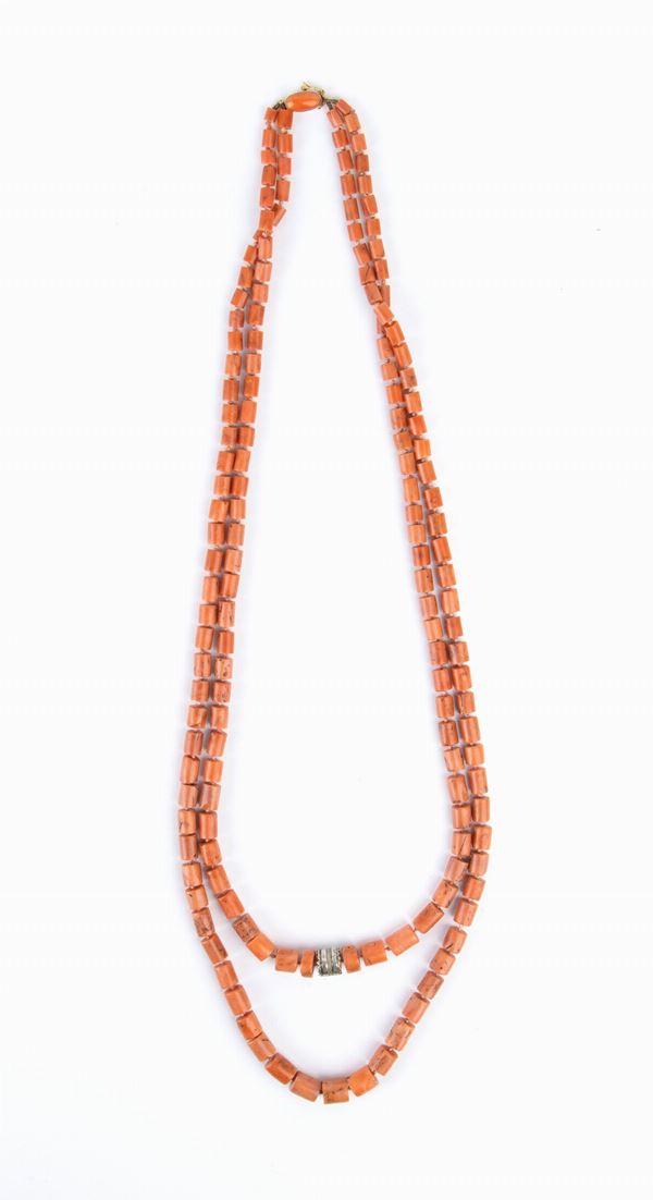 Mediterranean coral necklace