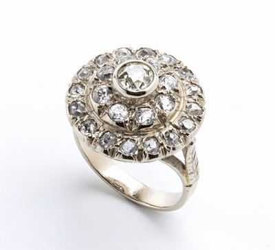 Anello in Oro con Diamanti