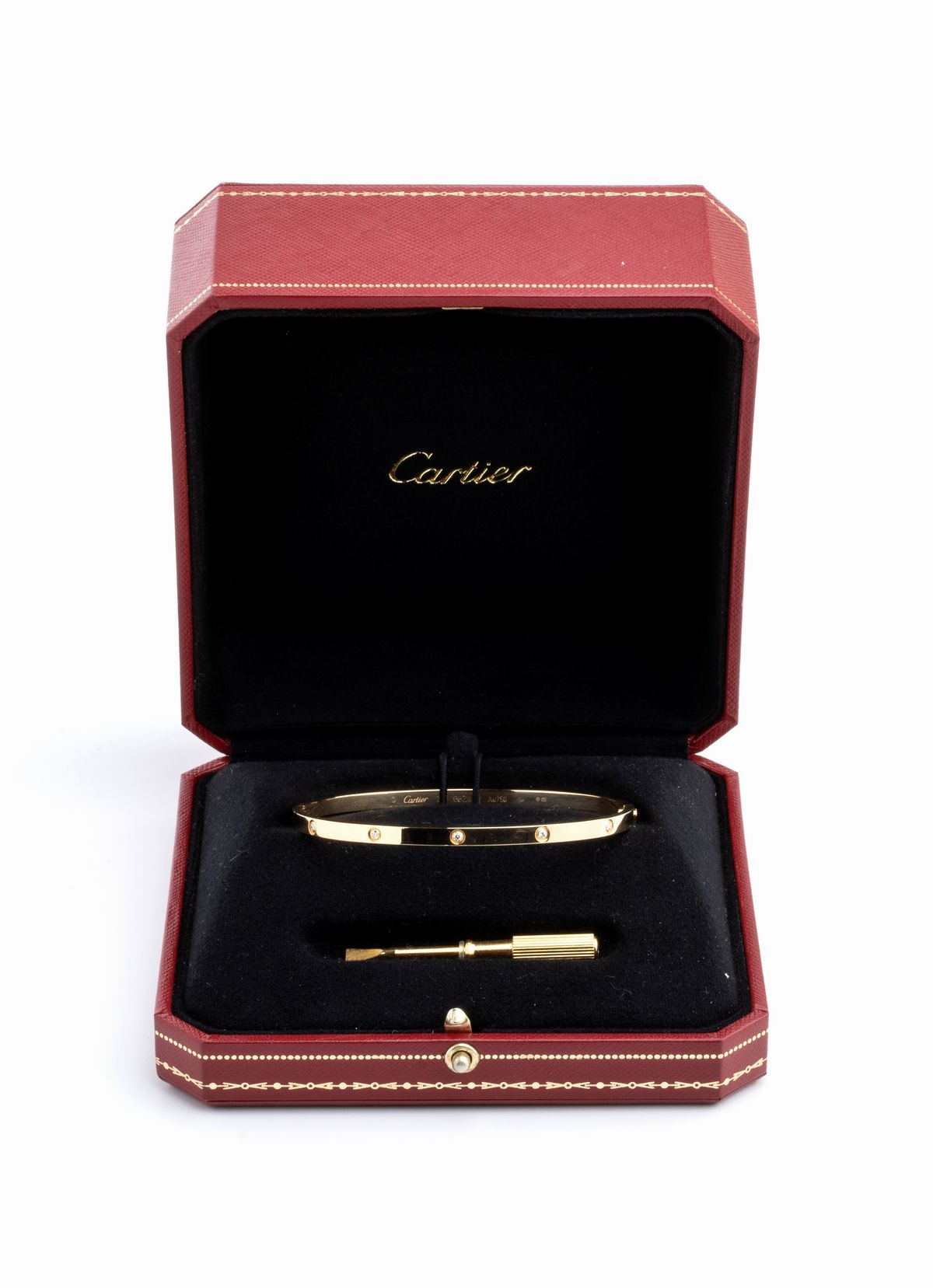 CARTIER, collezione Love: bracciale rigido in oro e diamanti