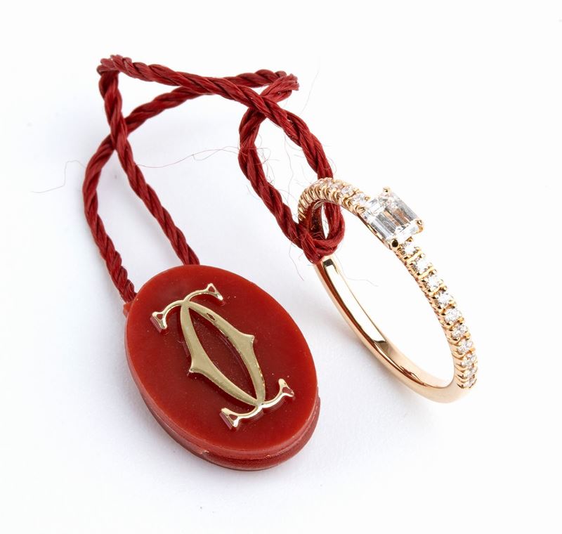 CARTIER: fedina in oro e diamanti