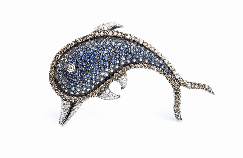 Spilla a Forma di Pesce in Oro con Zaffiri e Diamanti