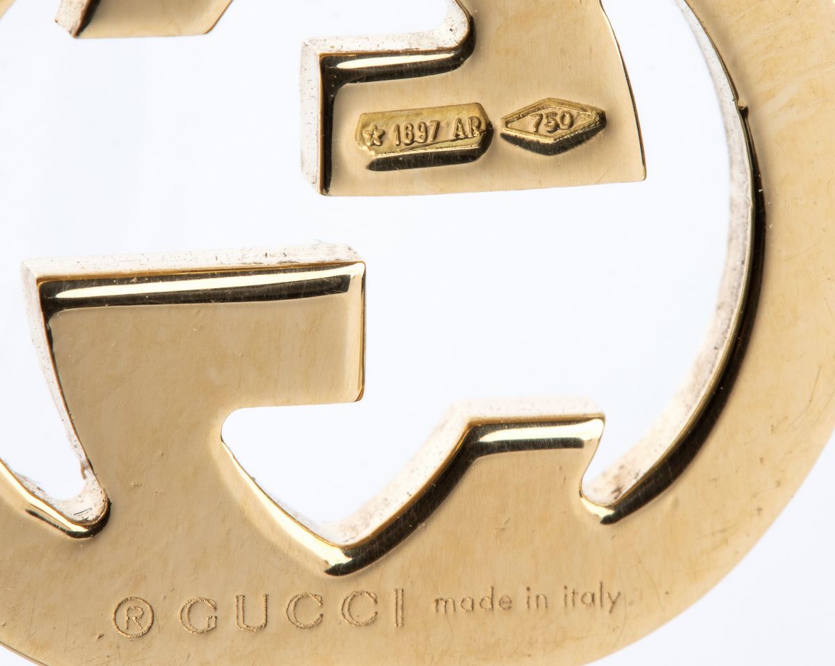 GUCCI: pendente in oro e smalti