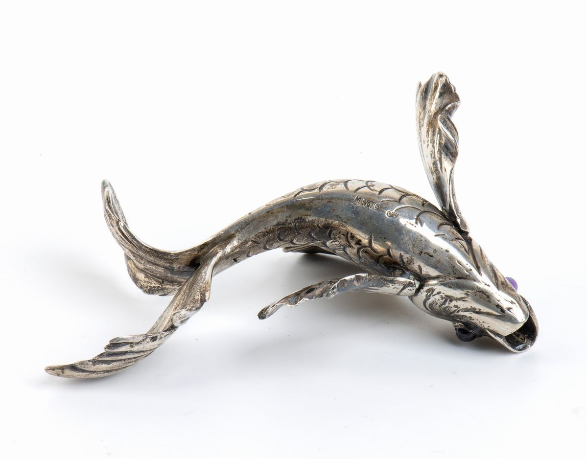 Marcello Minotto: Scultura in Argento Raffgurante un Pesce, Prima Metà del XX Secolo