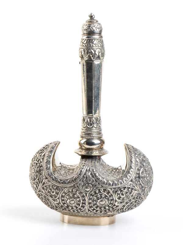 Silver perrfume flask - India, 19th-20th century
