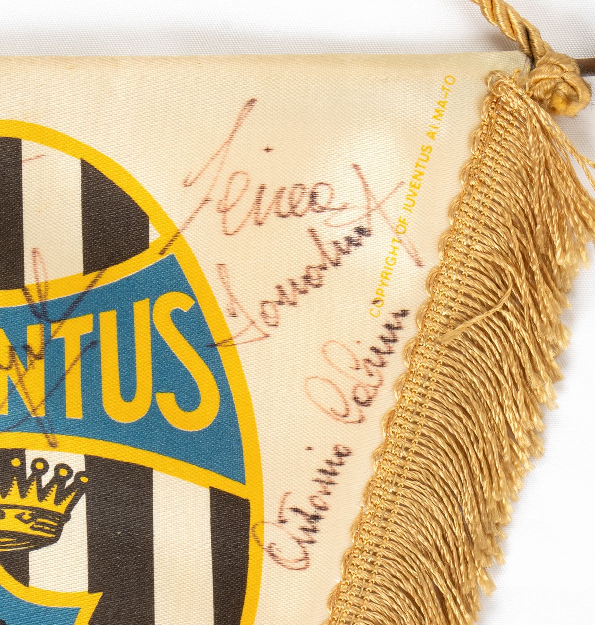 Calcio, Italia, Juventus f.C. 1985 Gagliardetto con Autografi