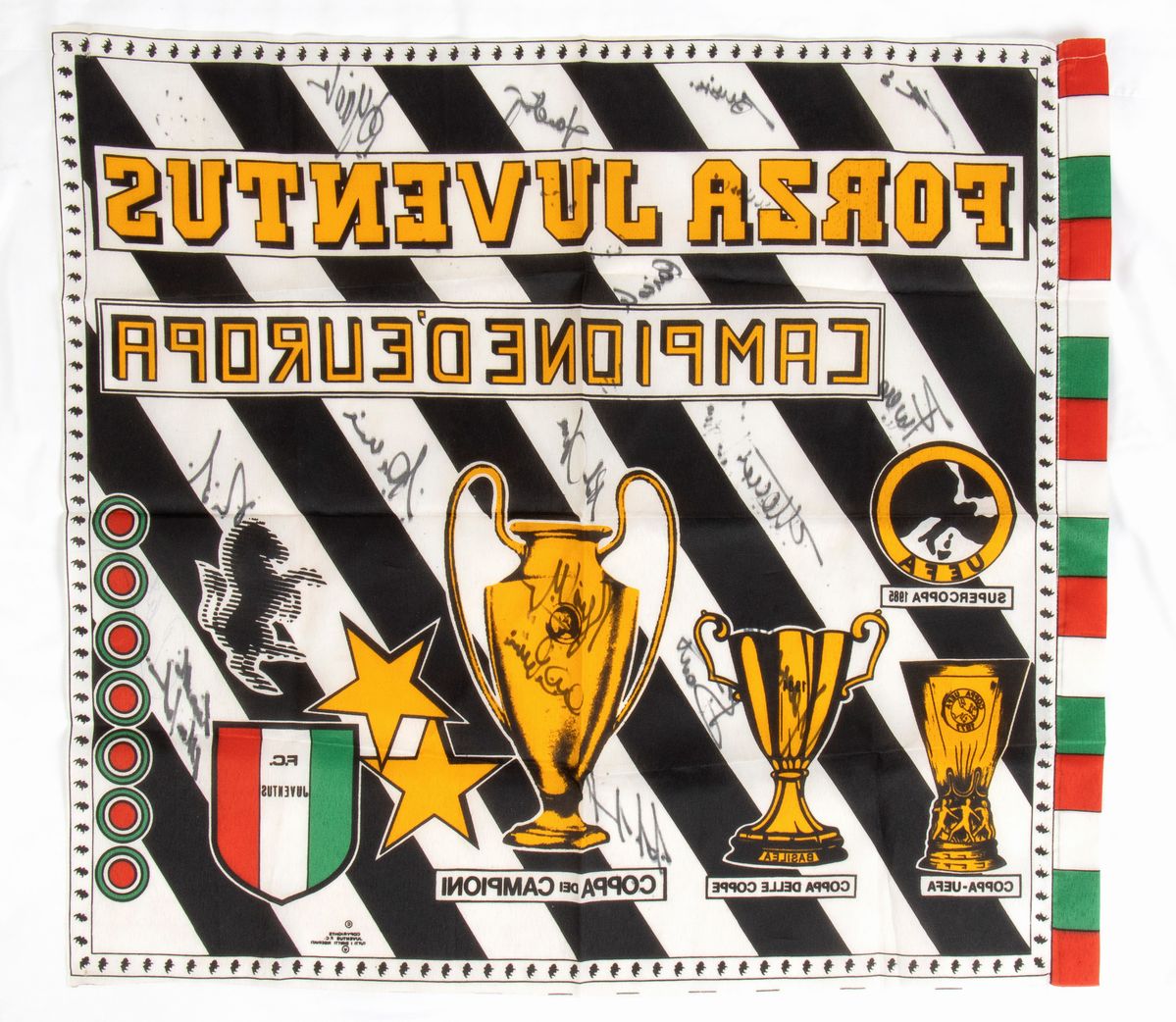 Calcio, Italia, Juventus f.C. Bandiera con Autografi