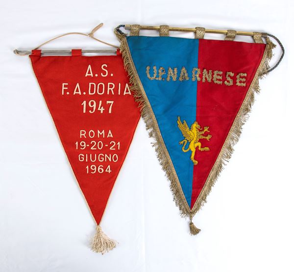 Calcio, Italia, lotto di due gagliardetti anni '60-'70