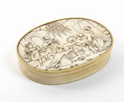Scatola in Avorio Scolpito Raffigurante L'adorazione dei Magi