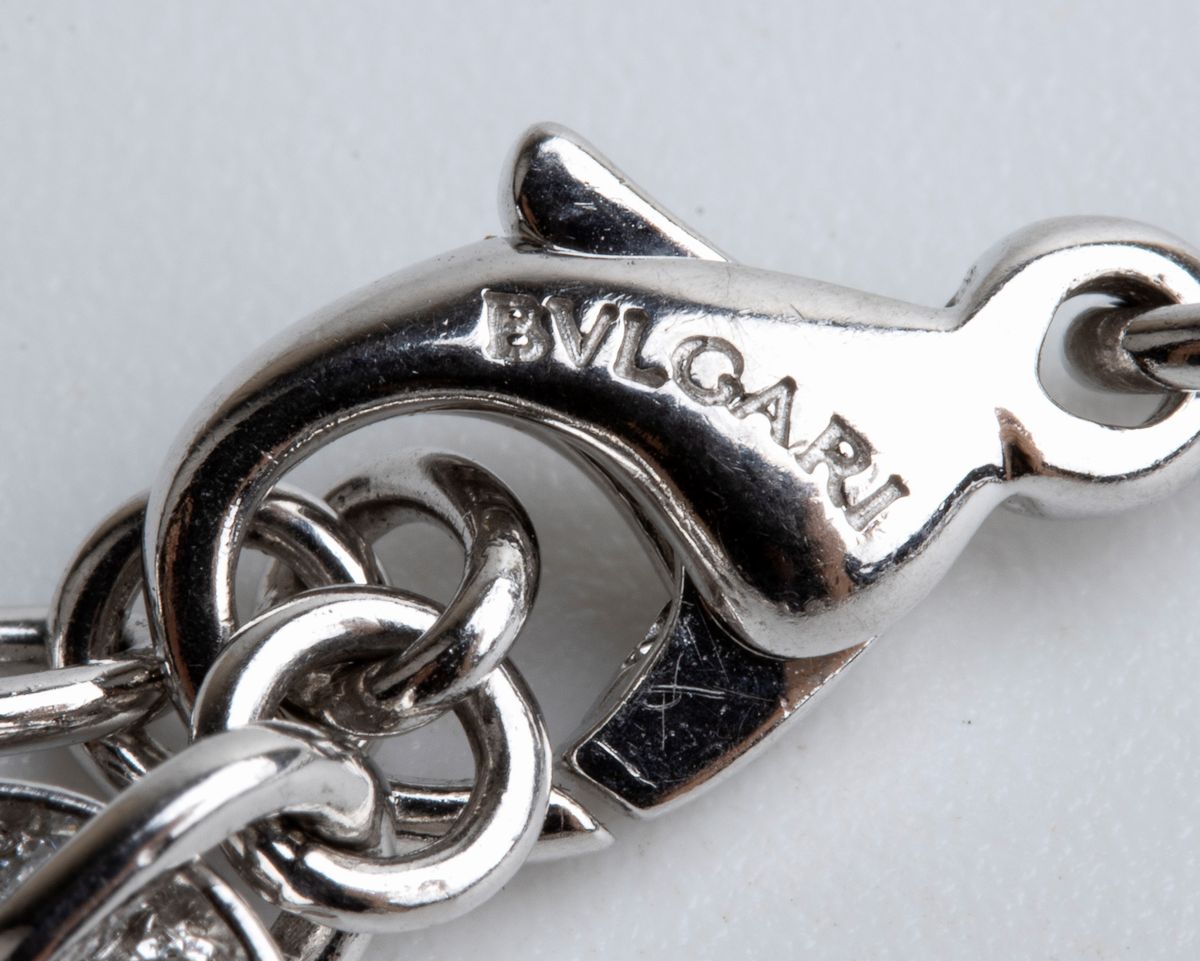 BULGARI, collezione Astrale: girocollo in oro con diamanti