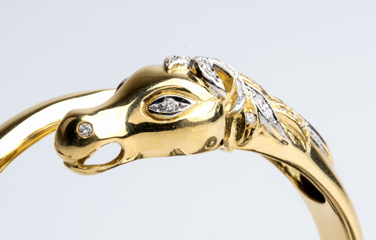 MARIO FONTANA: bracciale contrariè a cerchio rigido in oro e diamanti