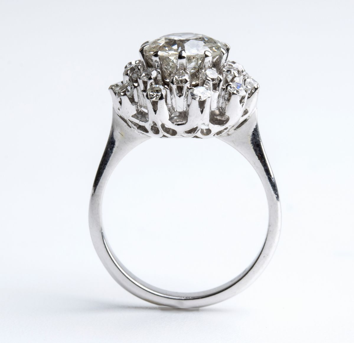 Anello in Oro con Diamanti