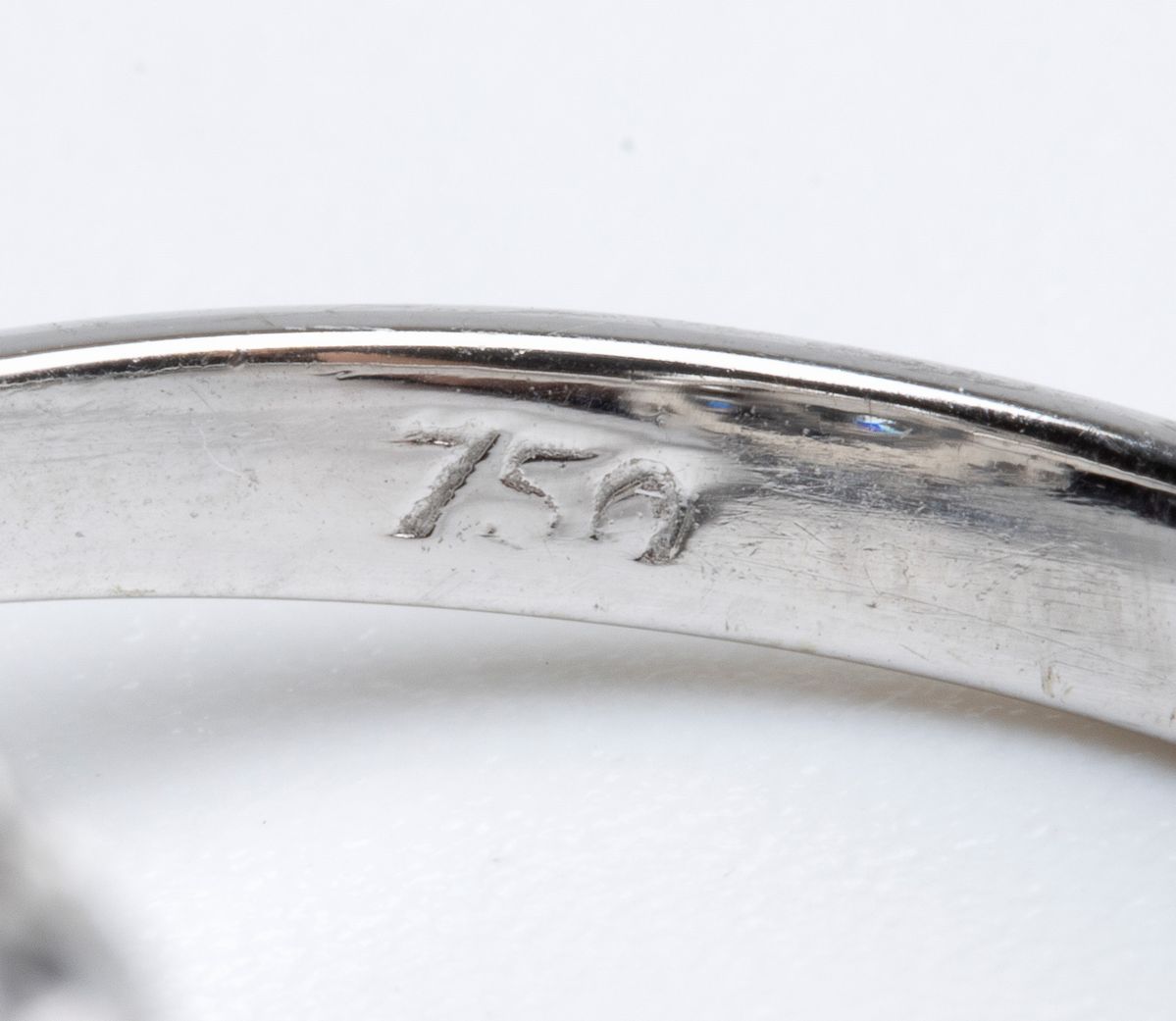 Anello in Oro con Diamanti