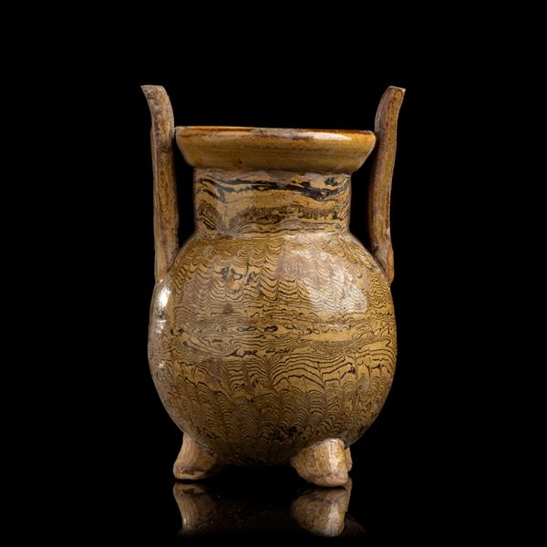 A MARBLED GLAZED CERAMIC TRIPOD VASE 