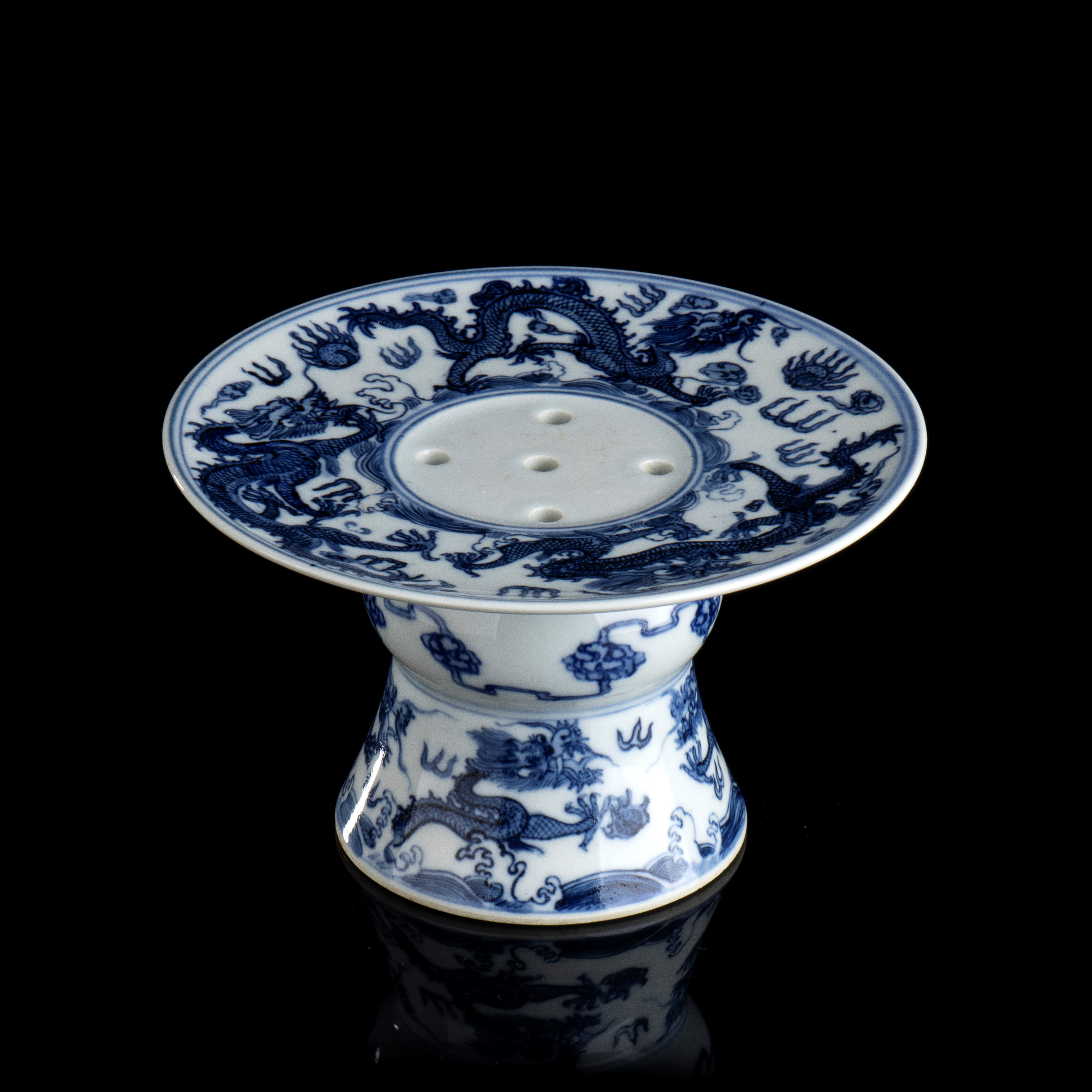 Alzata in Porcellana 'bianco e Blu'