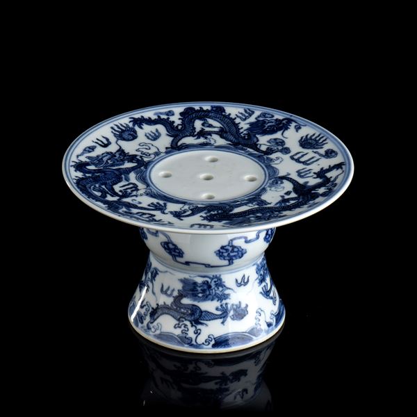 VASO IN PORCELLANA 'BIANCO E BLU' - Asta Arte Asiatica e Tribale -  Bertolami Fine Art - Casa d'Aste