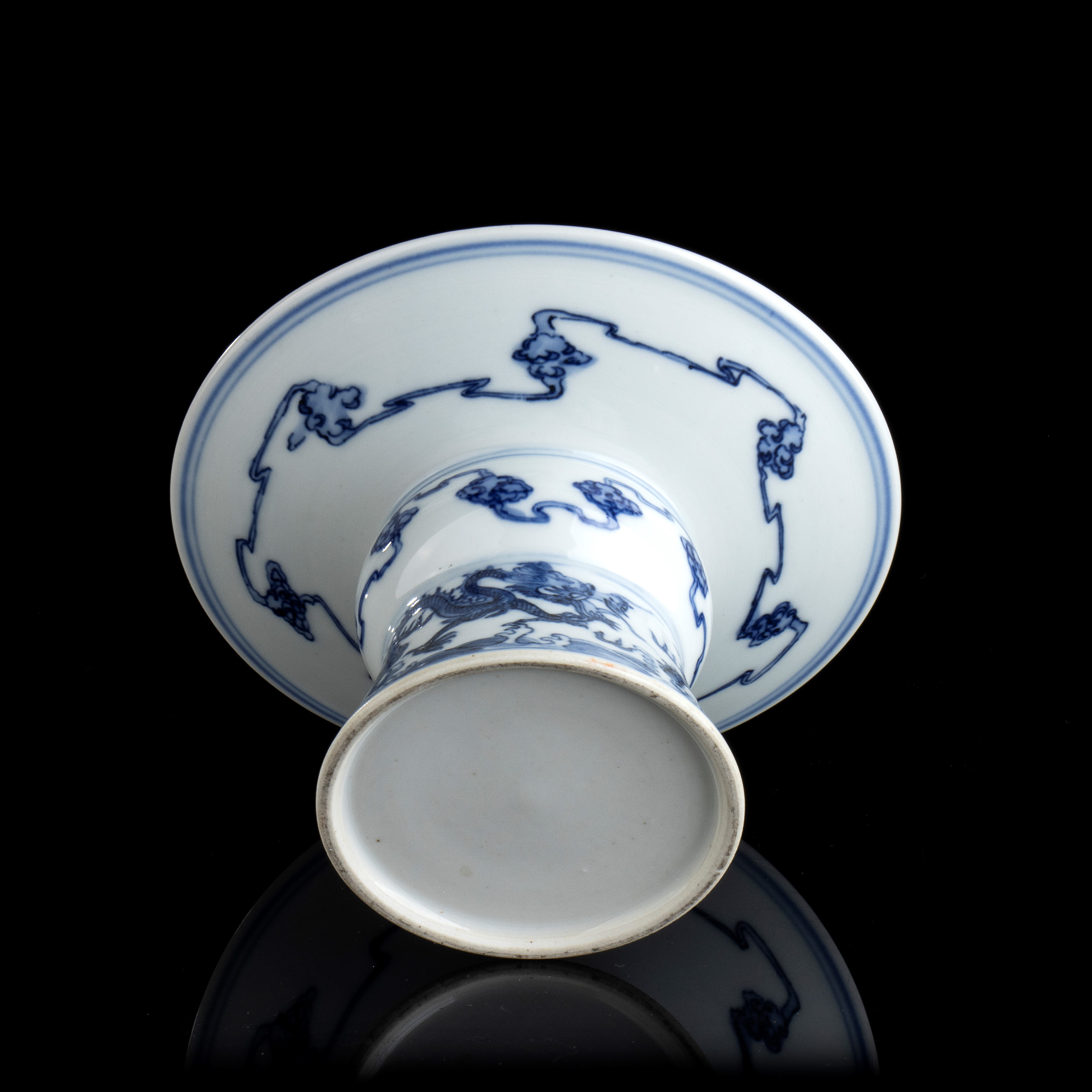 Alzata in Porcellana 'bianco e Blu'