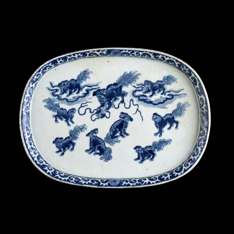 VASSOIO IN PORCELLANA 'BIANCO E BLU'