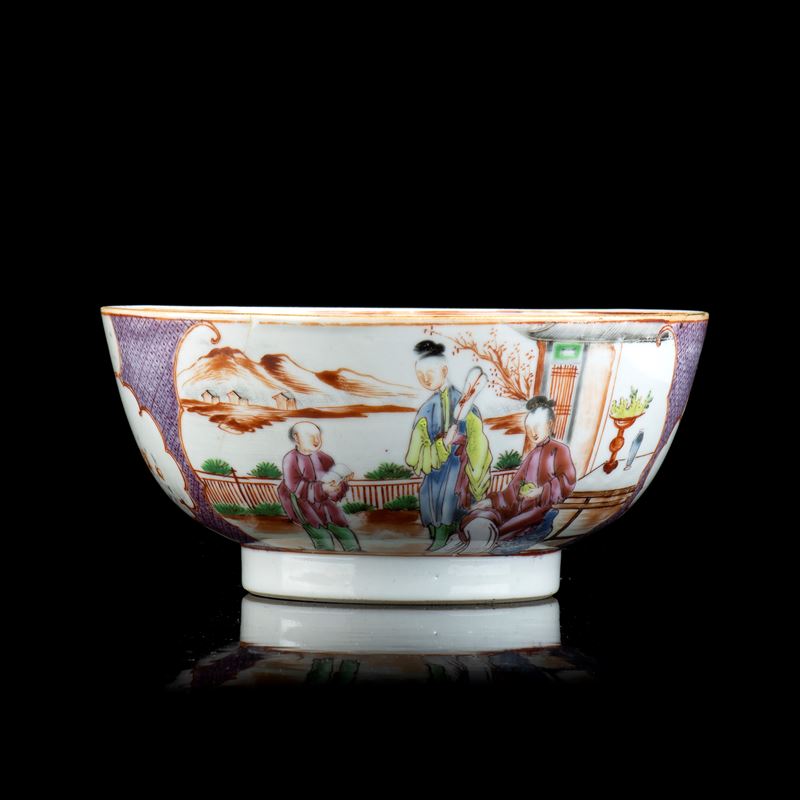 CIOTOLA IN PORCELLANA 'FAMIGLIA ROSA'