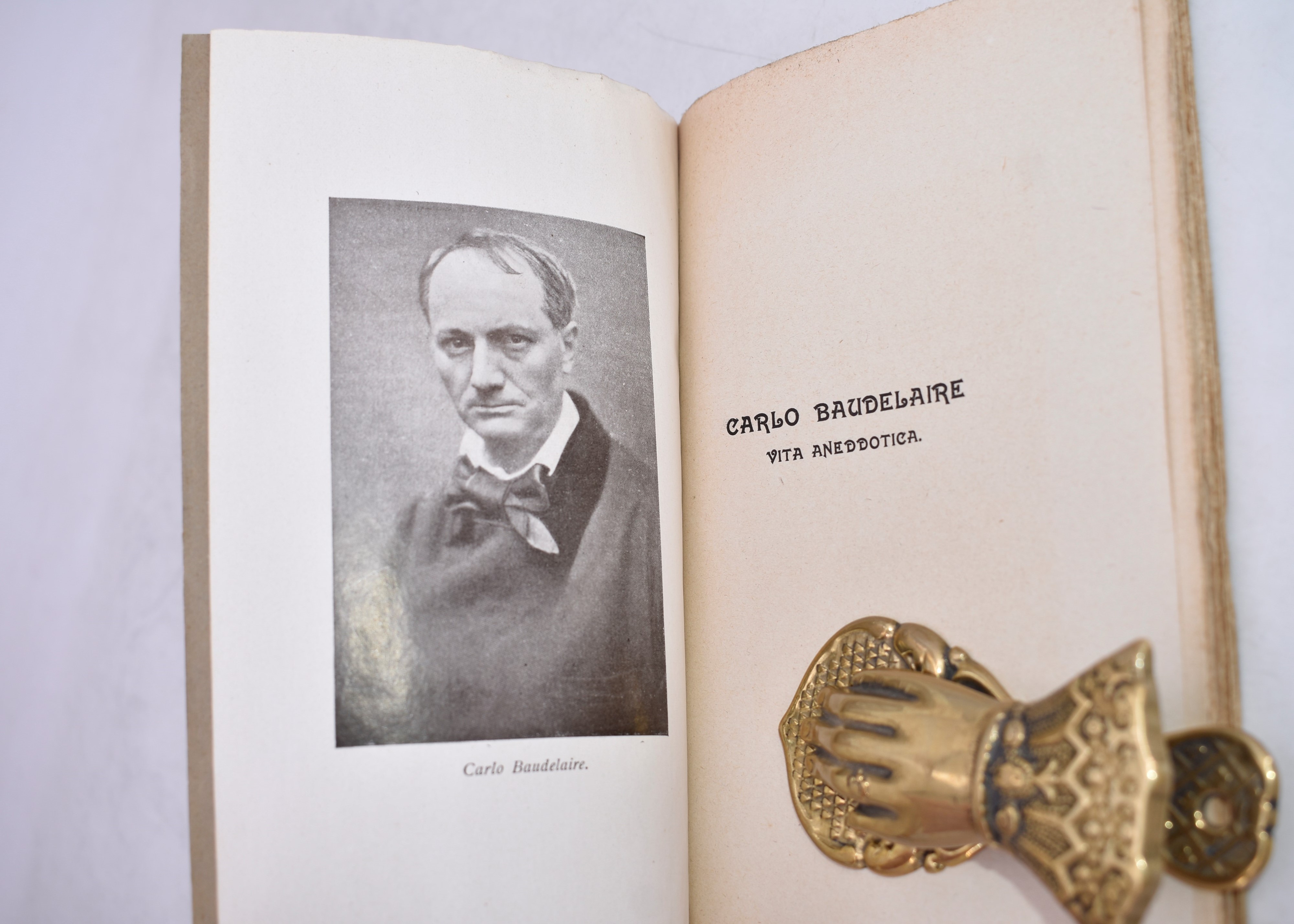Di Belsito, Giacomo. Carlo Baudelaire. Vita Aneddotica. 1914.