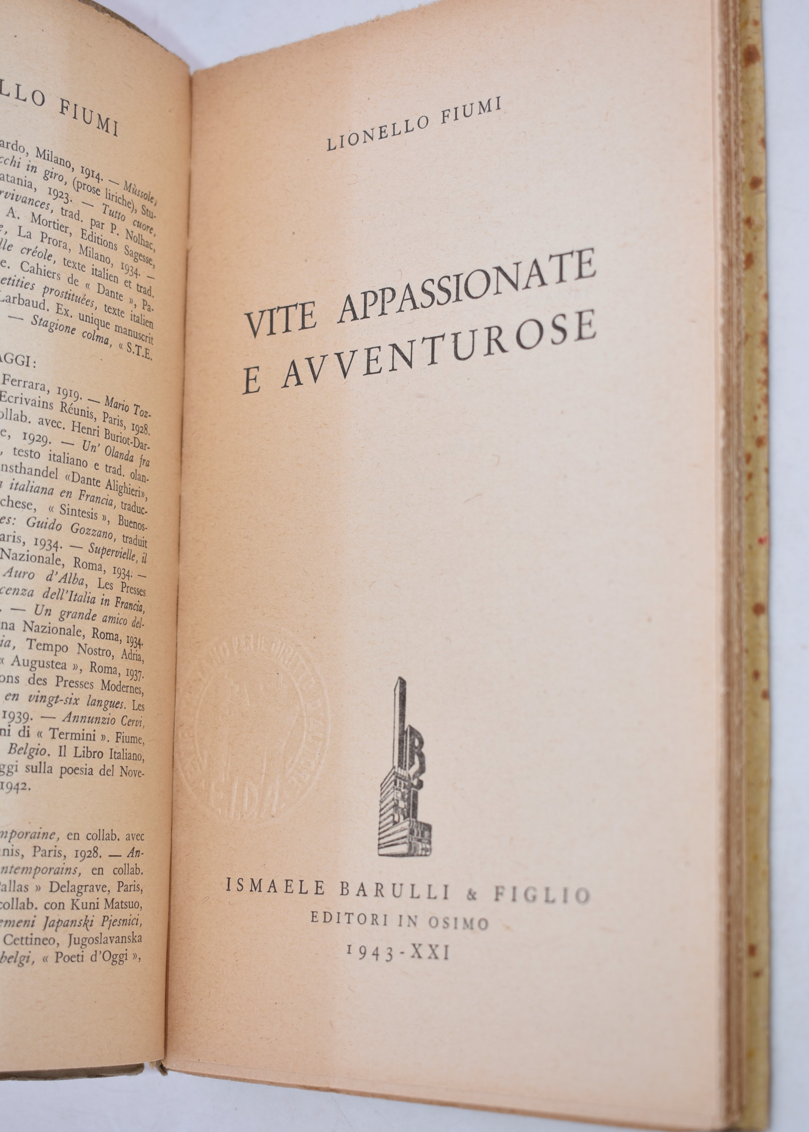 Fiumi, Lionello. Vite Appassionate e Avventurose. Medaglioni. 1943.