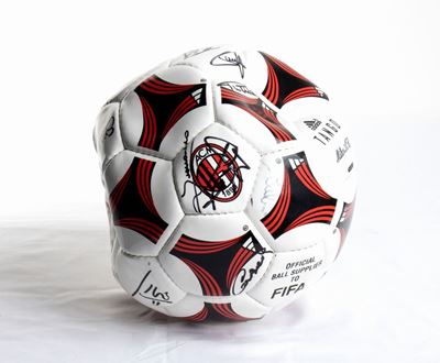 Calcio, Italia, Pallone Cuoio Autografato Ac Milan