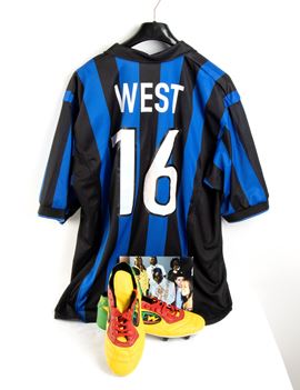 Football, Italy, FC INTER West shirt and boots ('90s) - jersey - Auction Antique  Toys & Sports Memorabilia - Bertolami Fine Art - Casa d'Aste
