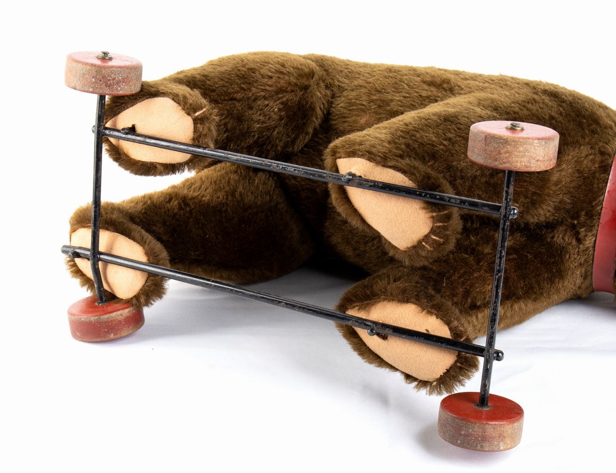 Steiff Orso su Ruote