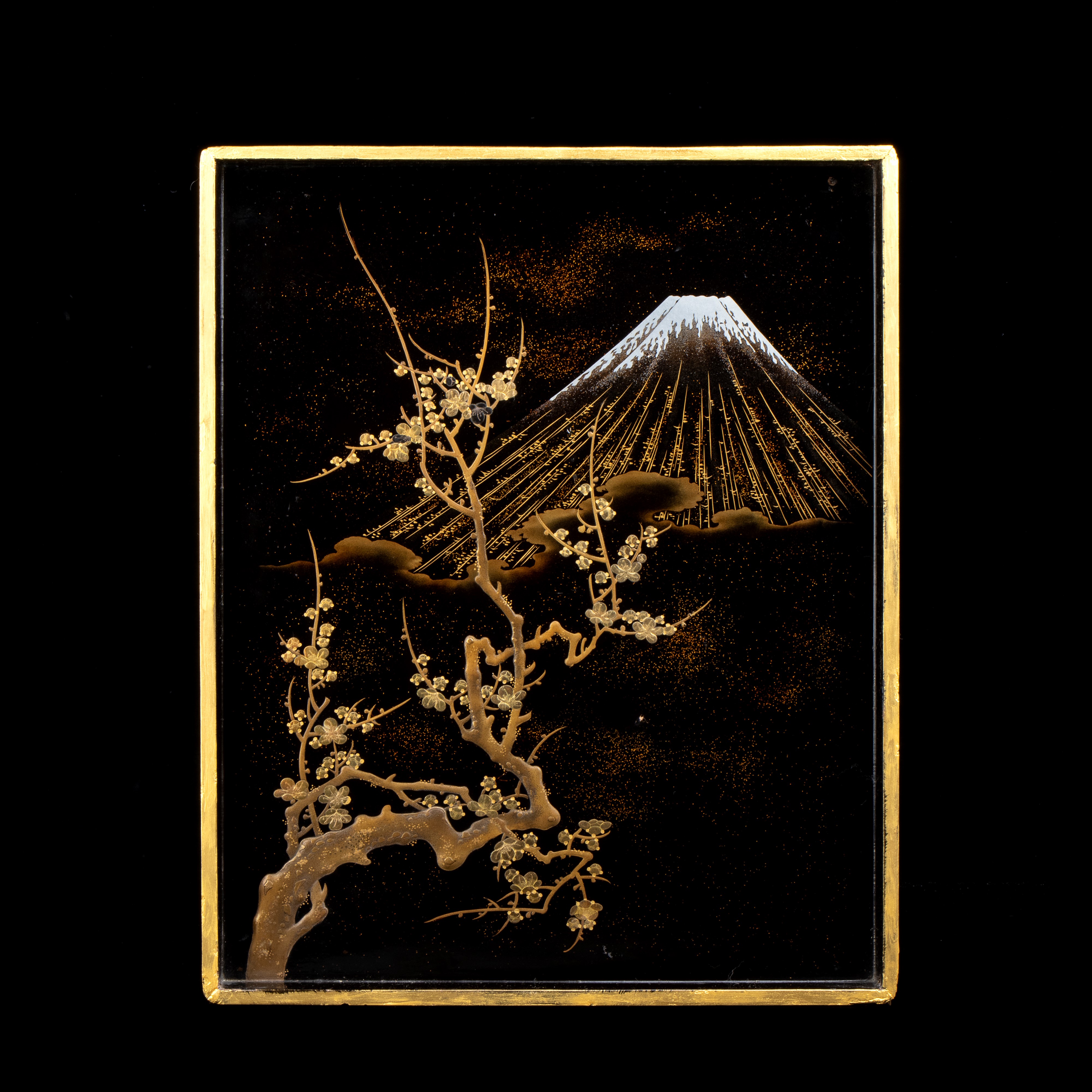 GRANDE SCATOLA CON COPERCHIO IN LEGNO LACCATO E DORATO