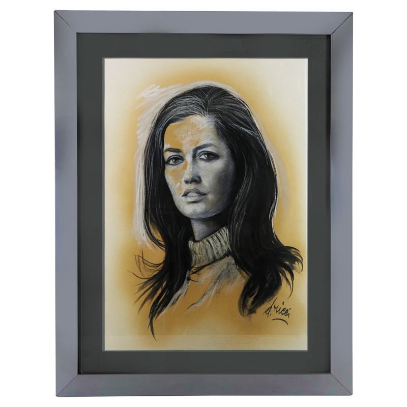 Ritratto di Donna, Disegno a Matita su Carta
