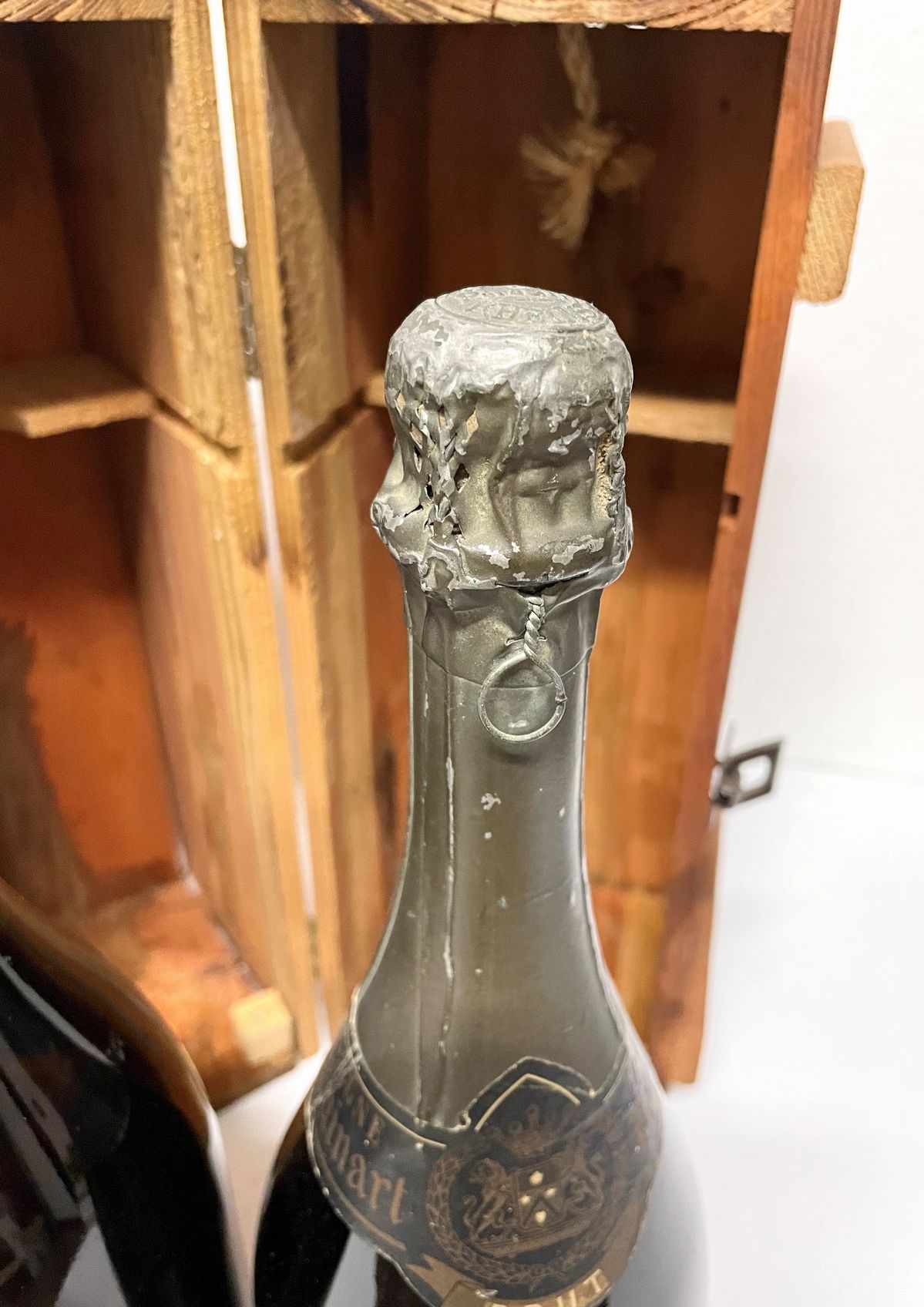 Moët & Chandon, Dom Pérignon Brut Vintage 2008 - Dom Ruinart Blanc De Blancs Brut 1973