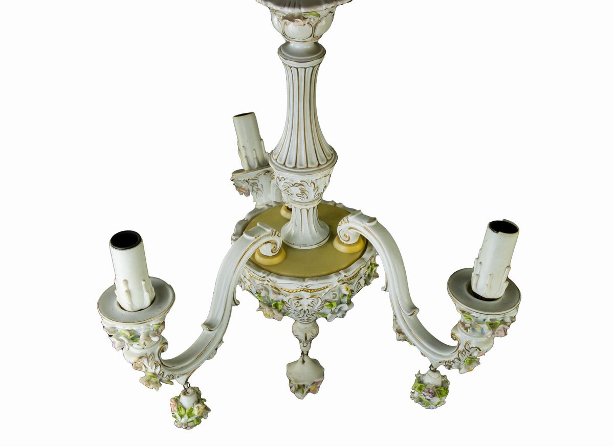 Lampadario in Ceramica Capodimonte