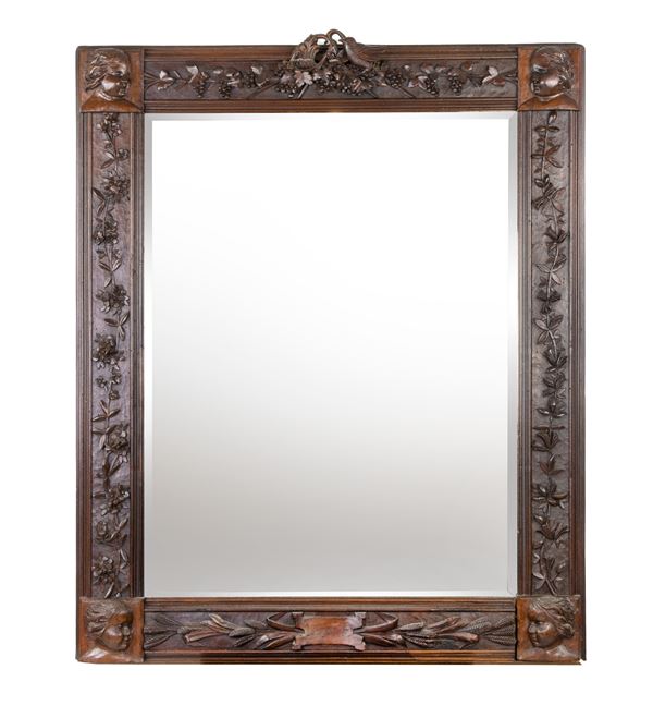 Specchio di legno vintage
