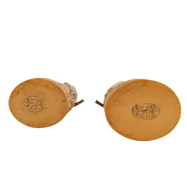 DUE FIGURE DI SOVRANI IN AVORIO