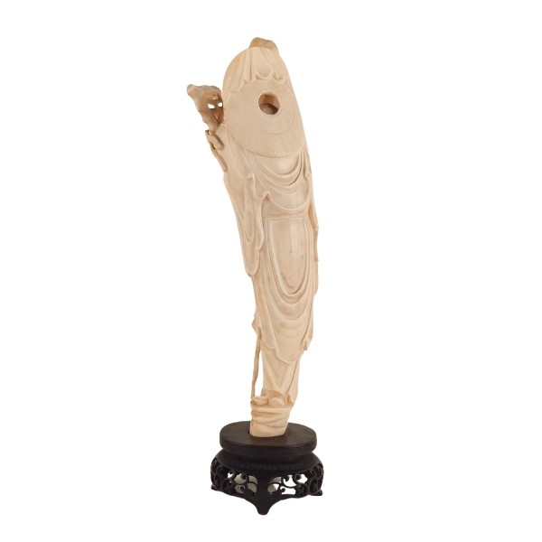 Figura di Saggio in Avorio