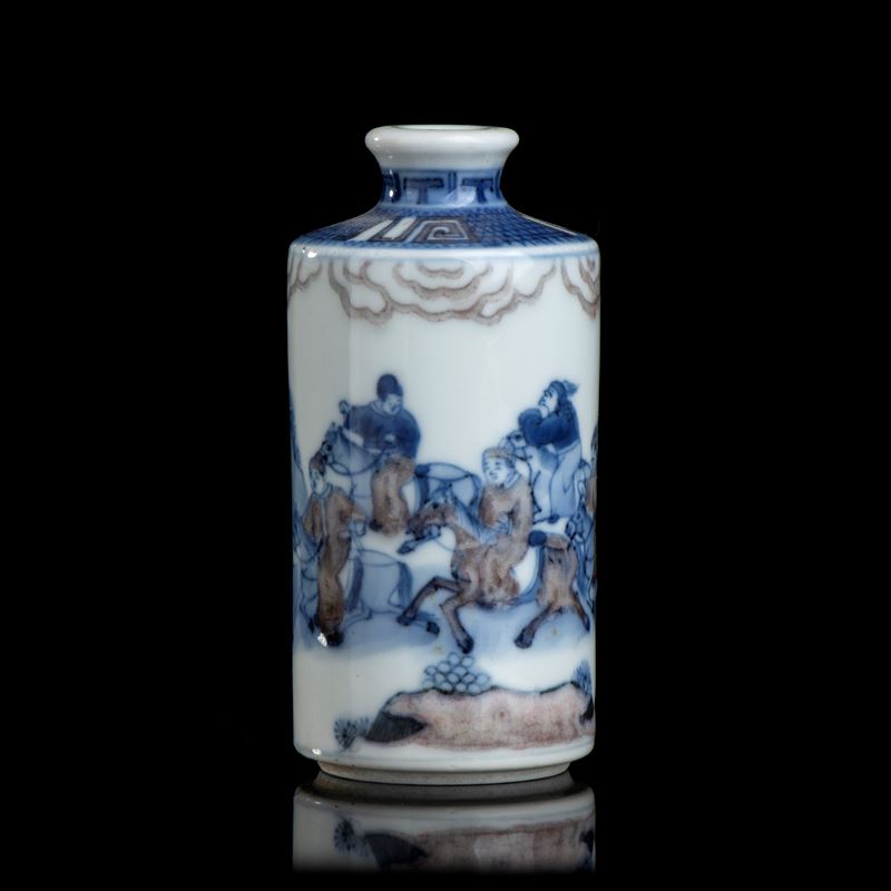 Snuff Bottle in Porcellana
