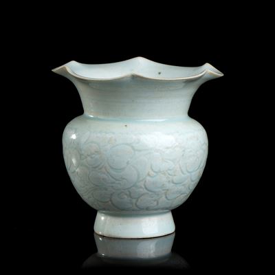 Vaso in Porcellana con Invetriataura Qingbai