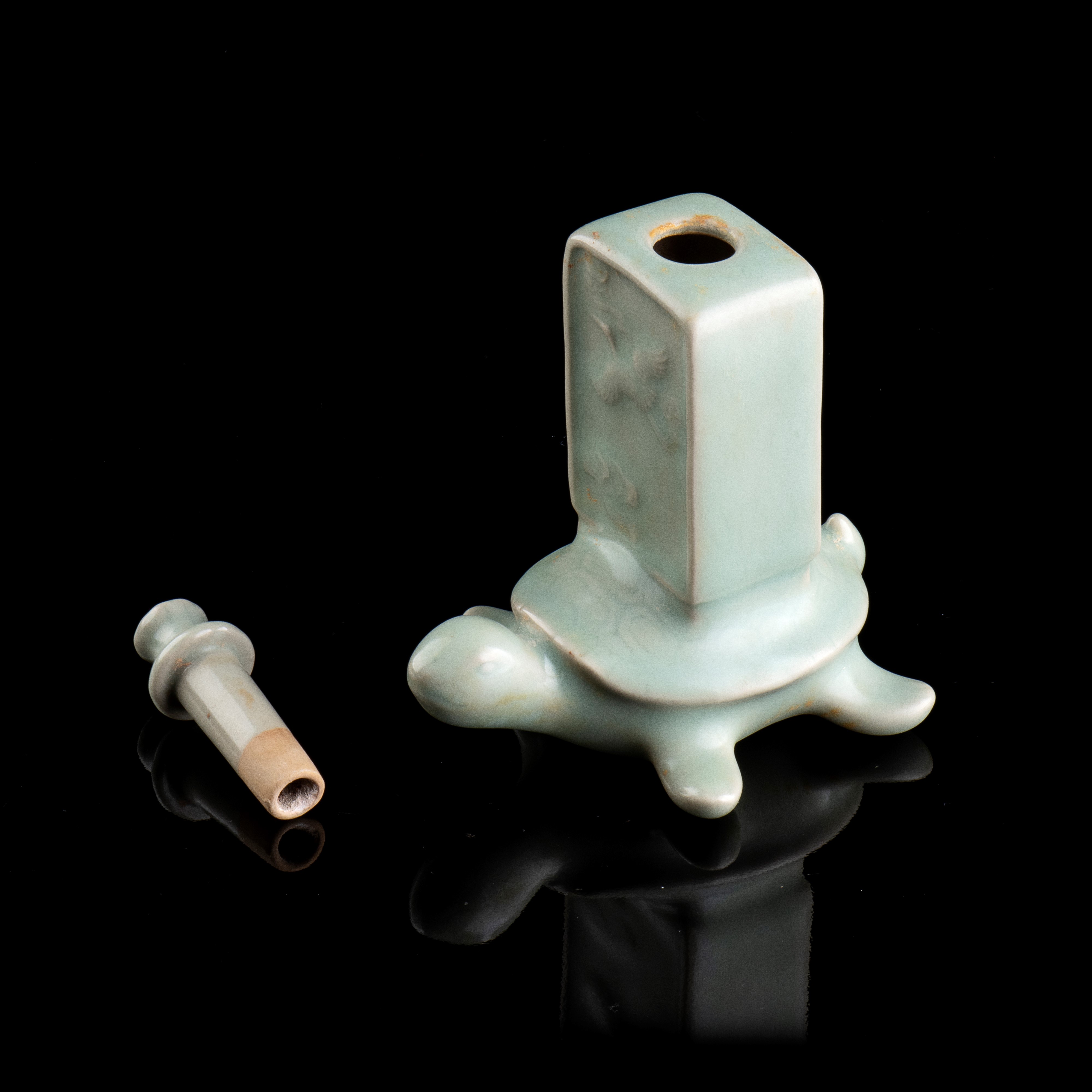 CONTENITORE IN CERAMICA CON INVETRIATURA CÉLADON