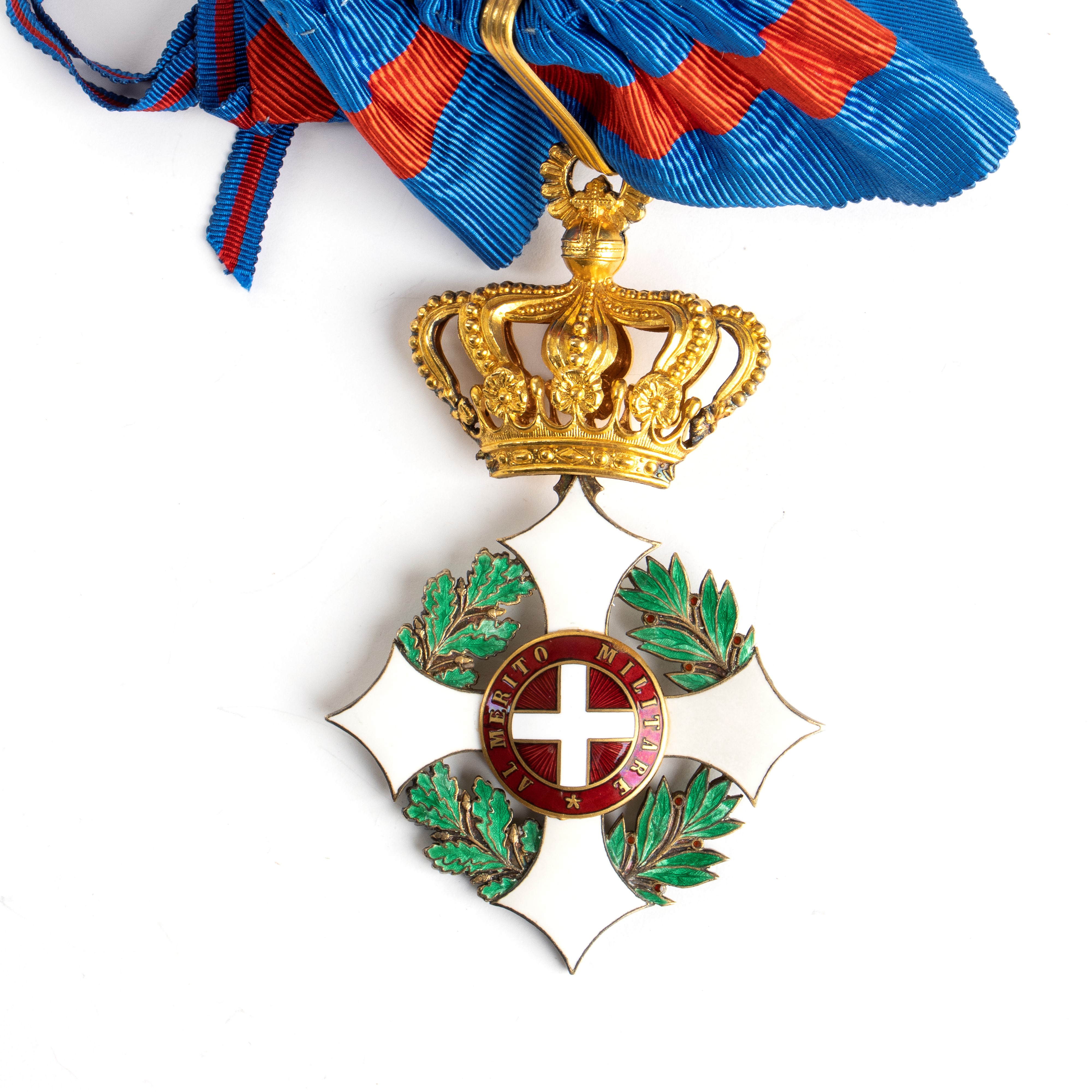 Ordine Militare di Savoia, Insegna di Commendatore