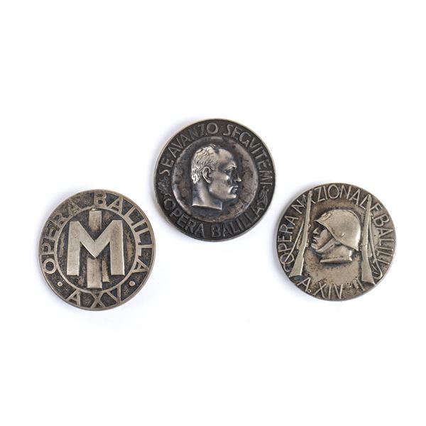A LOT OF 3 "CAMPI DUX" MEDALLIONS