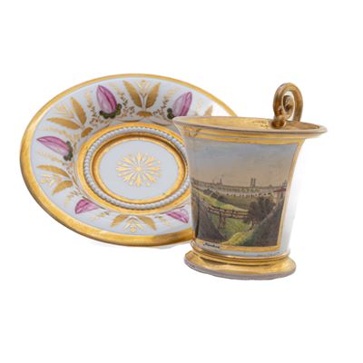 Tazza in Porcellana Policroma a Tromba,