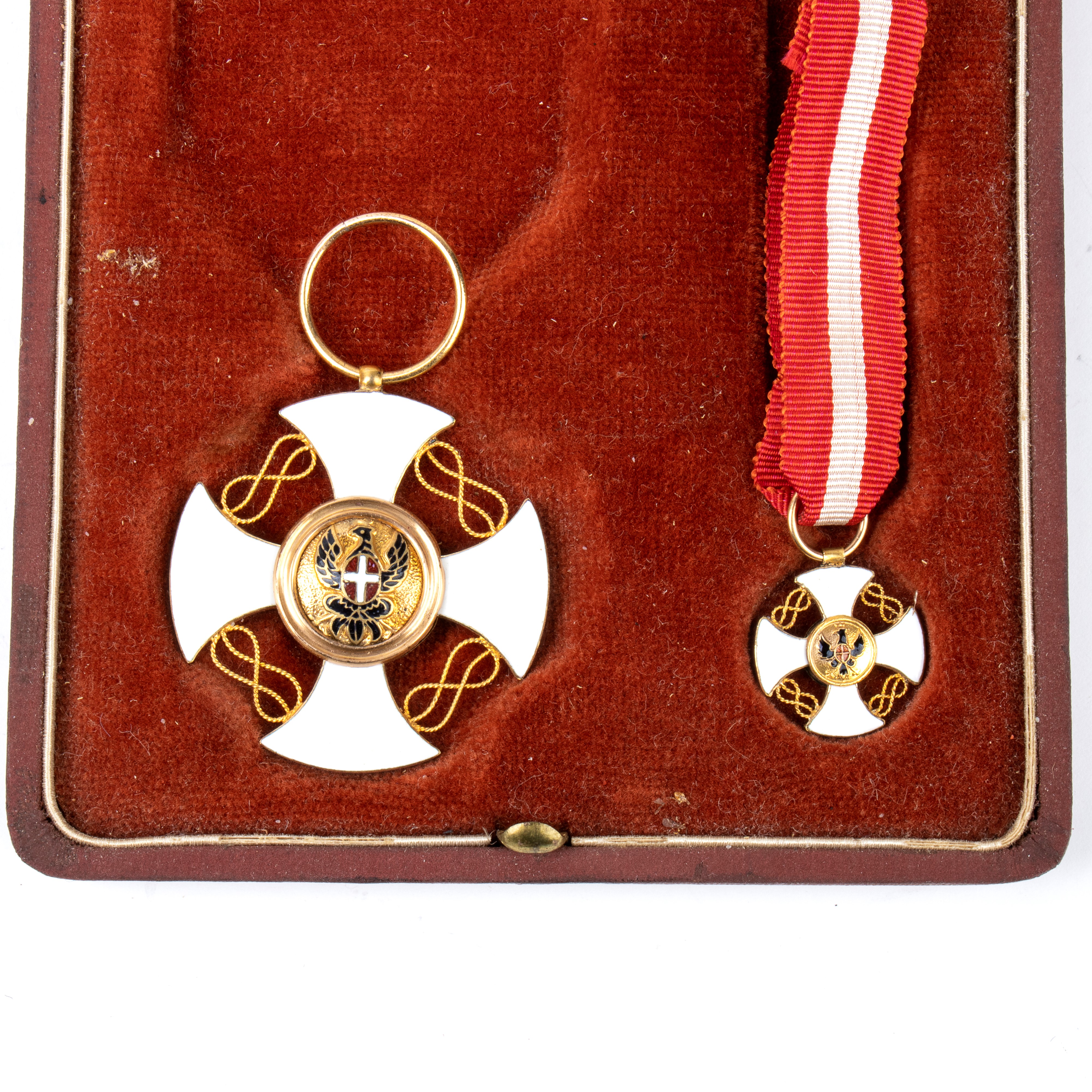 Ordine Corona D'italia Cav. Uff. e Medaglia Miniatura e Rosetta (gioielleria Barraia)