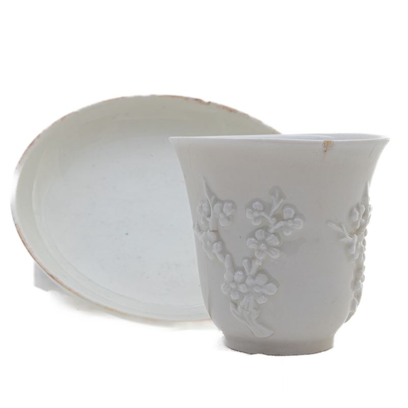 Tazza a Campana in Porcellana Bianca
